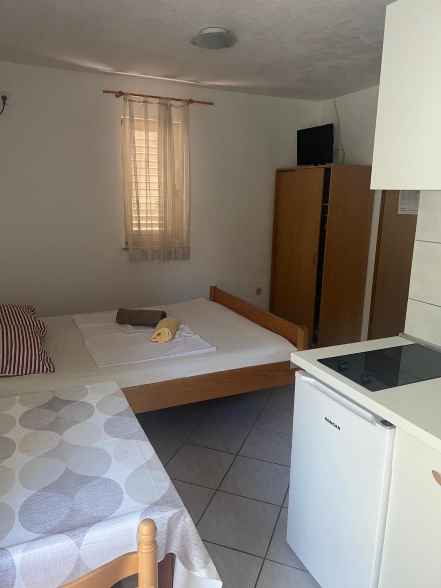 Apartments Svekric Novalja Eksteriør billede